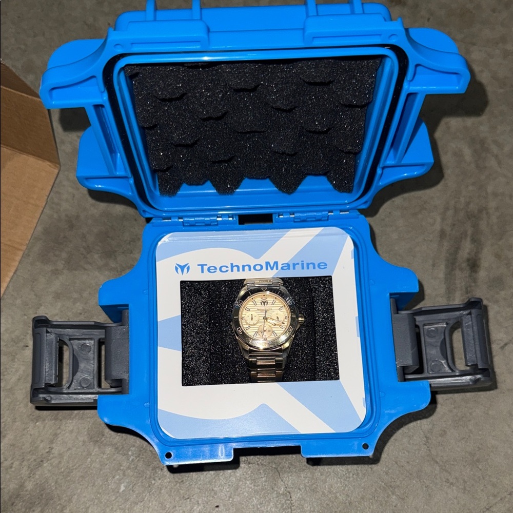 TechnoMarine Gold and Silver Smartwatch